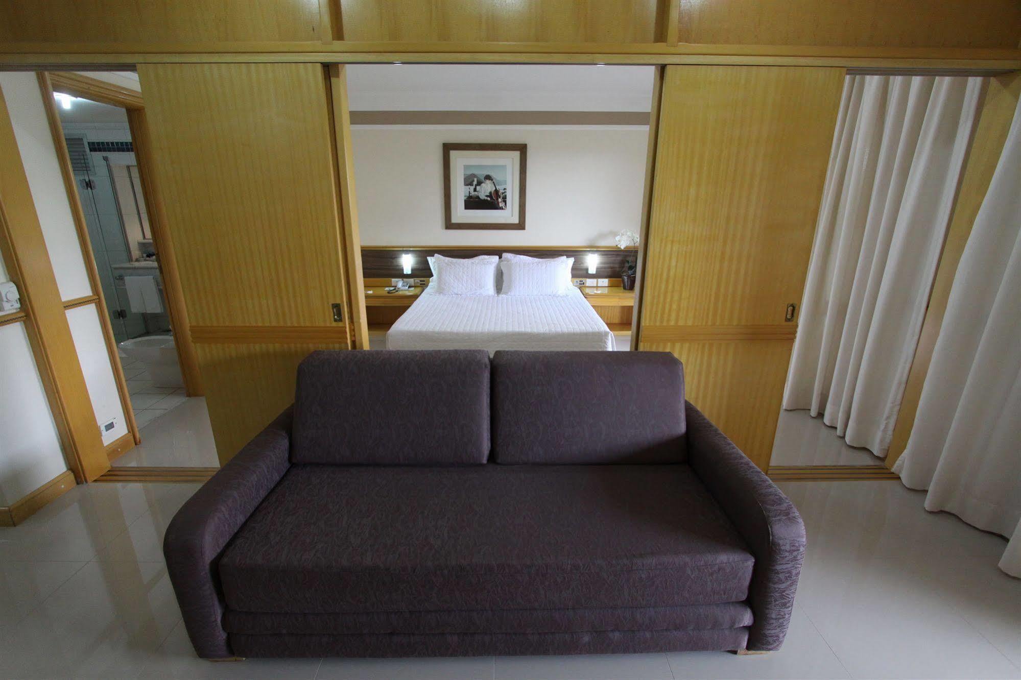 Hotel Michelangelo サン・ジョゼー・ド・リオ・プレト エクステリア 写真